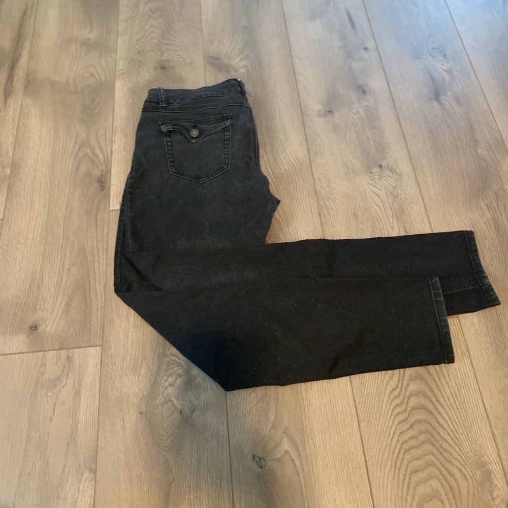 !Black Jean